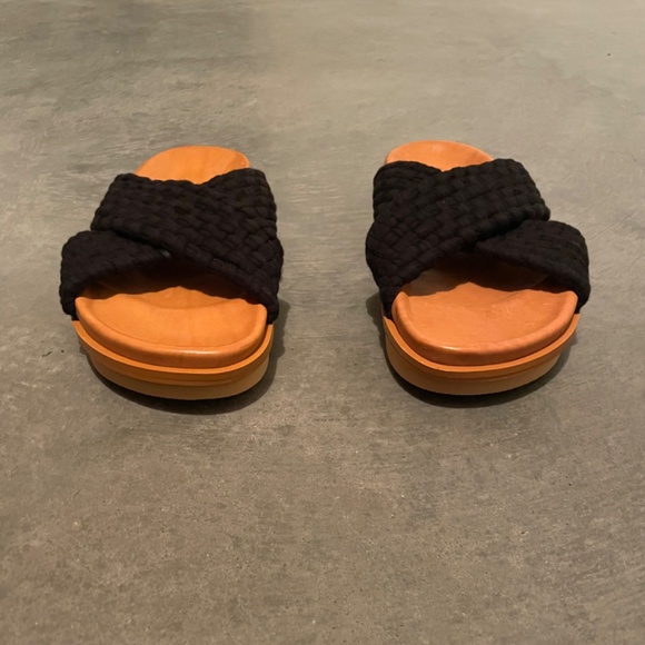 ❌ SOLD ❌  Crossover Wave Sandals *Handmade* *NWOT* - Picture 7 of 14